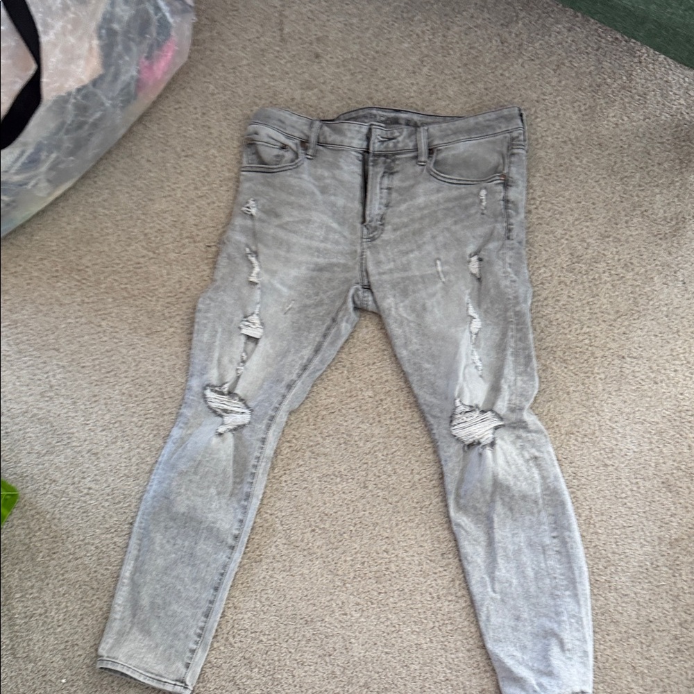 Distressed Grey Skinny Jeans